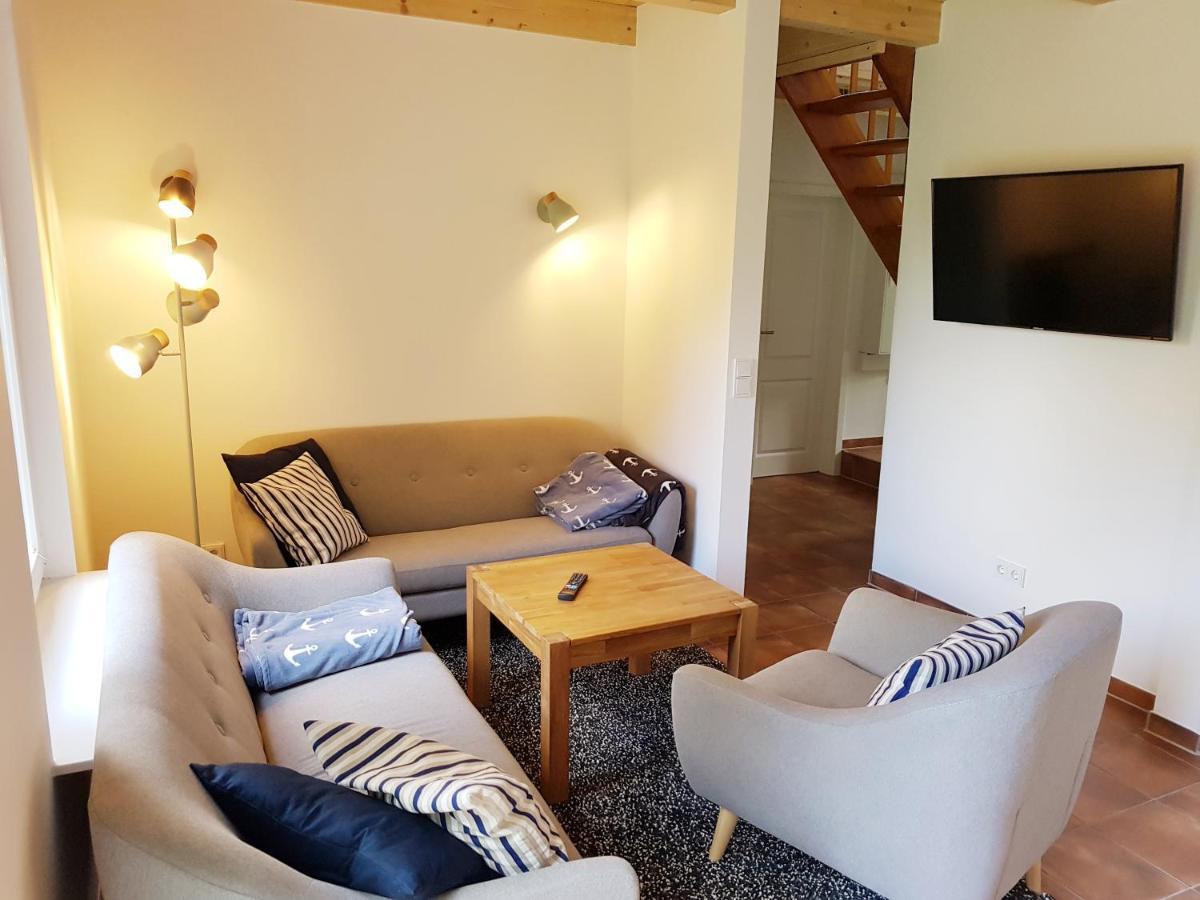 Ferienhaus An Der Nordsee - Familienfreundlich, Gut Ausgestattet & Viel Platz Бутьядинген Экстерьер фото