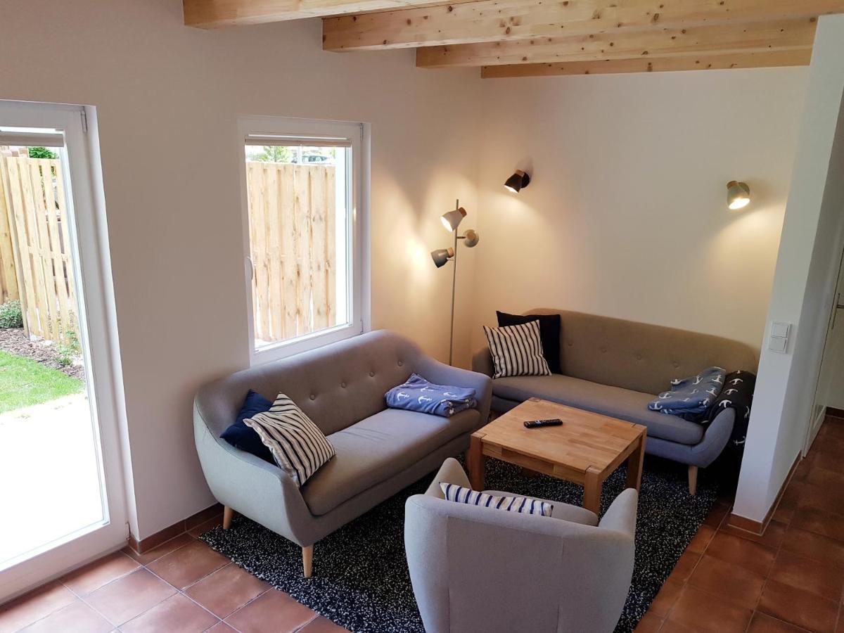 Ferienhaus An Der Nordsee - Familienfreundlich, Gut Ausgestattet & Viel Platz Бутьядинген Экстерьер фото